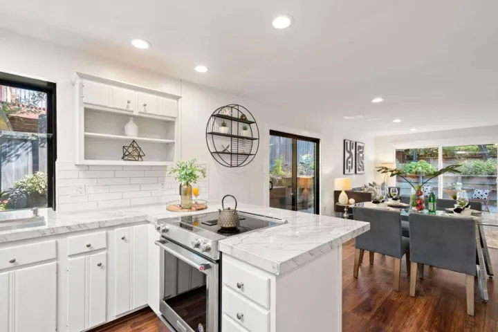 3712 Seven Hills Road, Castro Valley, California 94546