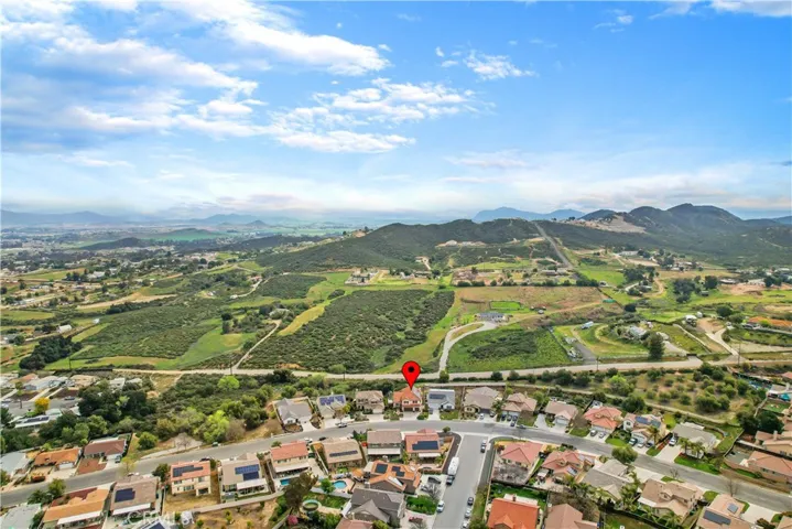 33680 Harvest Way E, Wildomar, California 92595