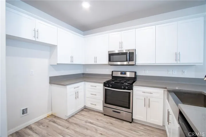 14717 W Rose Lane, Van Nuys, California 91405