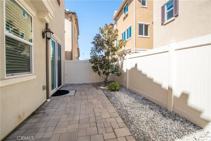 14717 W Rose Lane, Van Nuys, California 91405