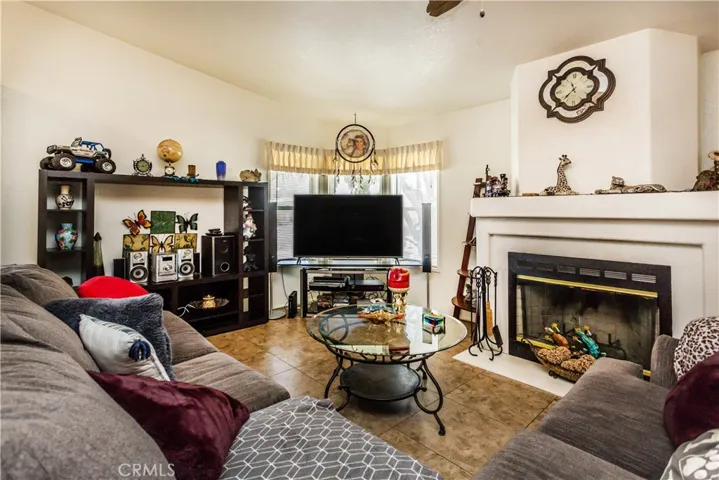 61 Malaga 61, Tustin, California 92780