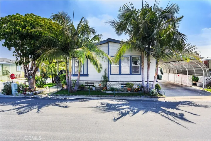 61 Malaga 61, Tustin, California 92780