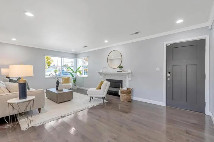 2190 San Rafael Avenue, Santa Clara, California 95051