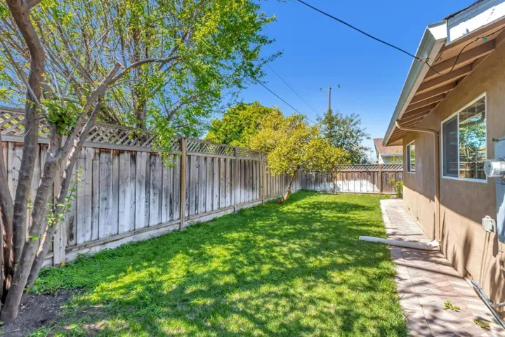 2190 San Rafael Avenue, Santa Clara, California 95051