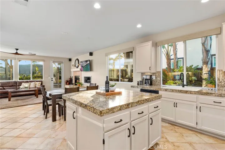 41734 Grand View Drive, Murrieta, California 92562