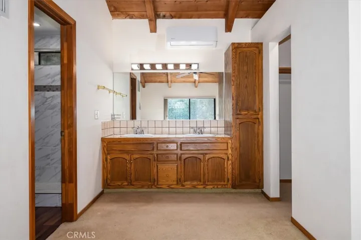 37934 China Creek Road, Oakhurst, California 93644