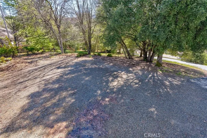 37934 China Creek Road, Oakhurst, California 93644