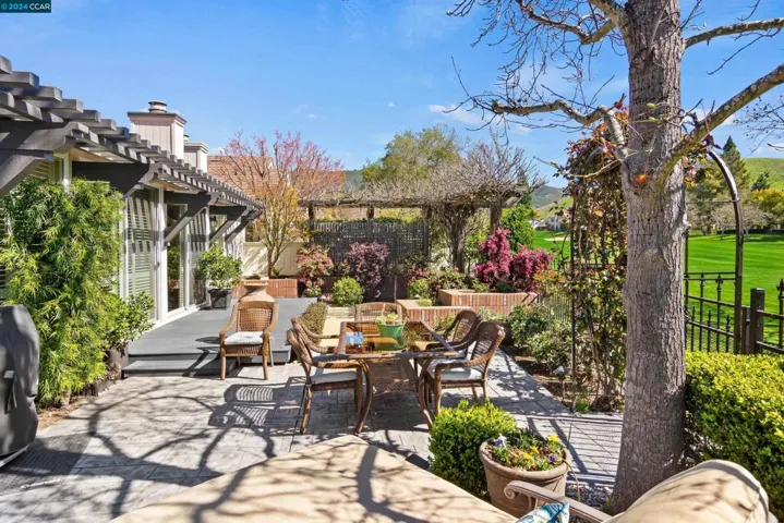 3061 Live Oak Ct, Danville, California 94506