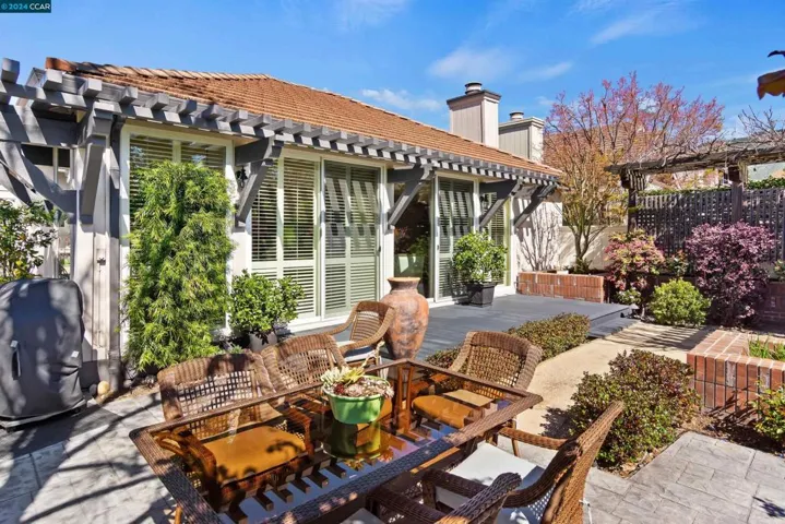 3061 Live Oak Ct, Danville, California 94506