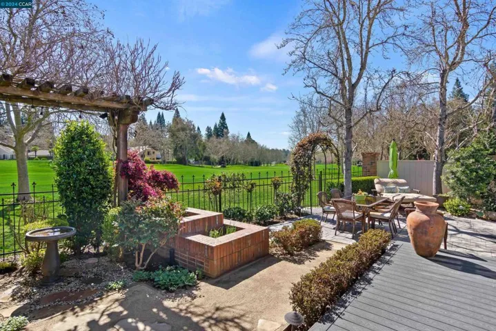 3061 Live Oak Ct, Danville, California 94506