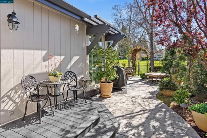 3061 Live Oak Ct, Danville, California 94506