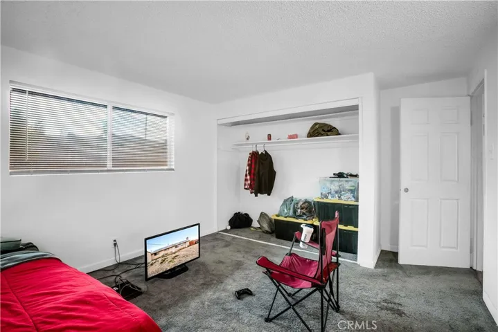 7833 Shawnee Trail, Yucca Valley, California 92284