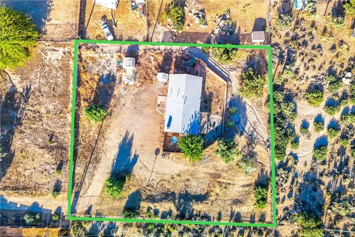 7833 Shawnee Trail, Yucca Valley, California 92284
