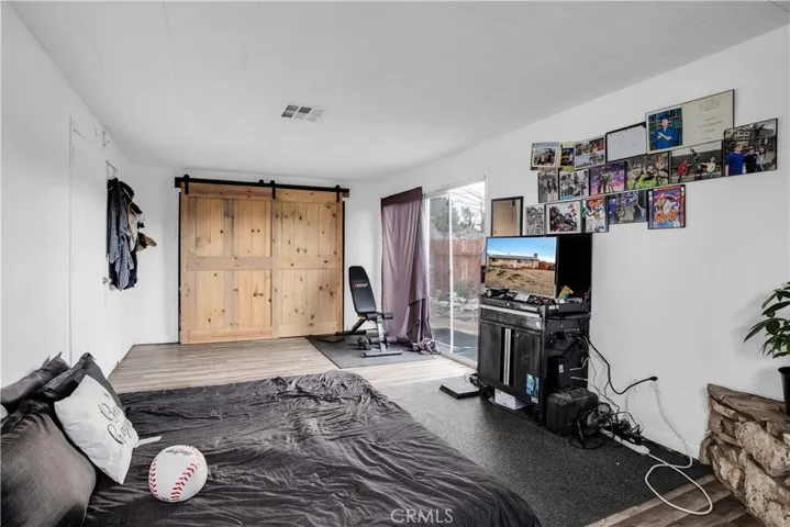 7833 Shawnee Trail, Yucca Valley, California 92284