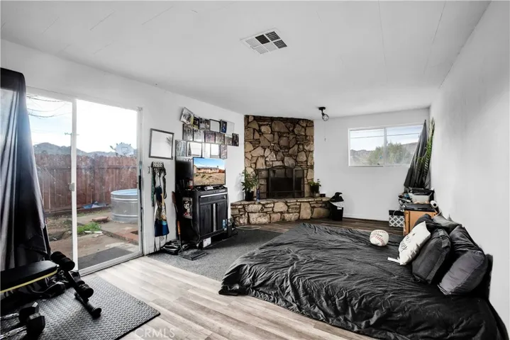 7833 Shawnee Trail, Yucca Valley, California 92284
