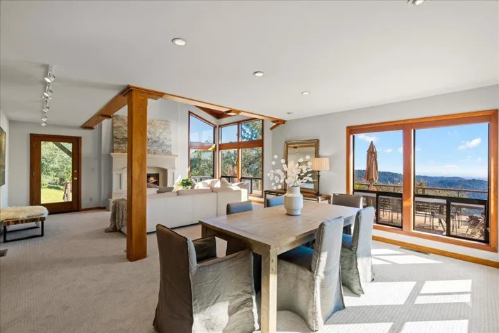 25995 Mar Vista Court, Los Gatos, California 95033
