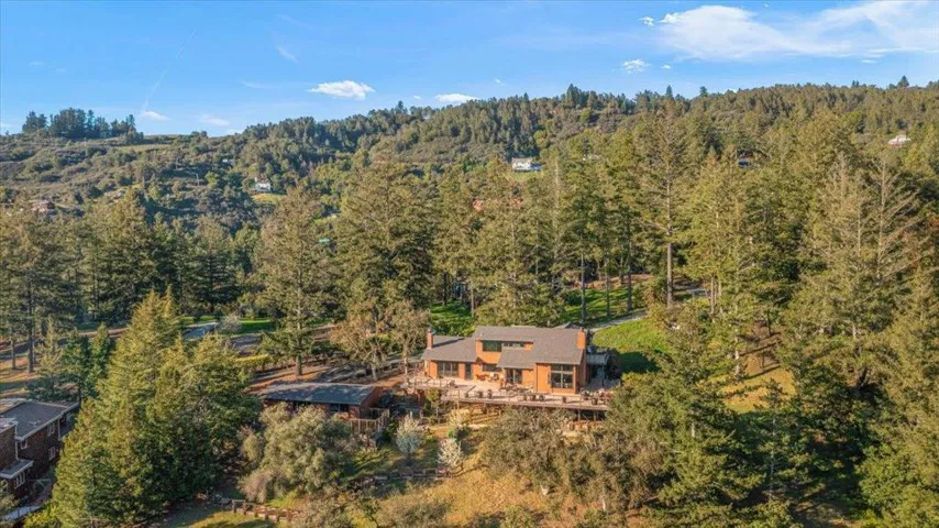 25995 Mar Vista Court, Los Gatos, California 95033