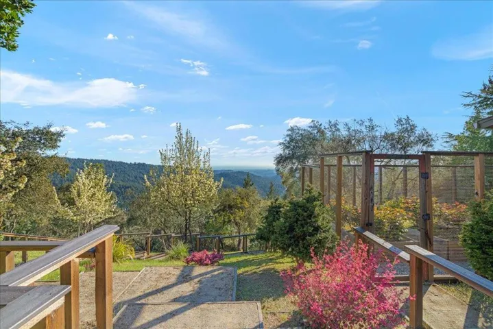 25995 Mar Vista Court, Los Gatos, California 95033