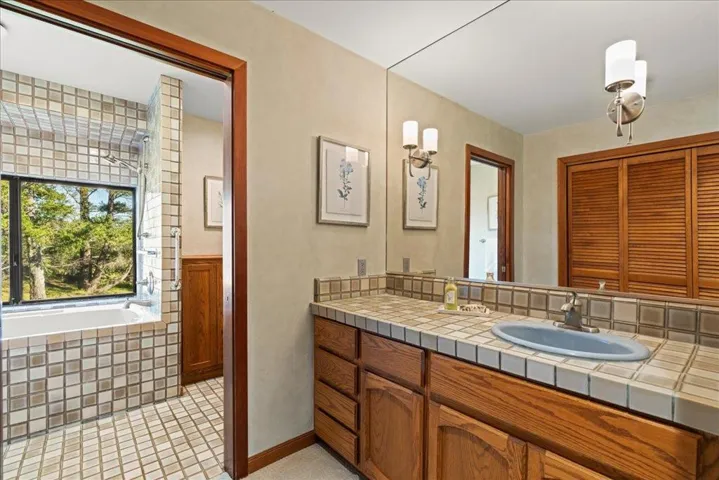 25995 Mar Vista Court, Los Gatos, California 95033