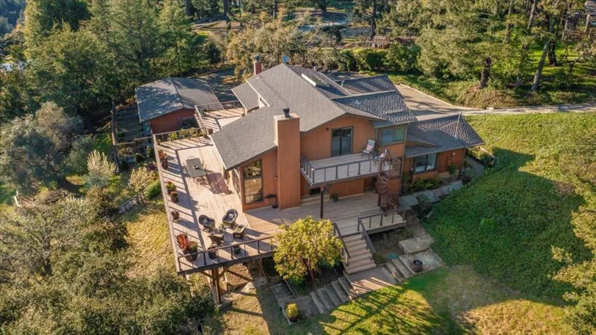 25995 Mar Vista Court, Los Gatos, California 95033
