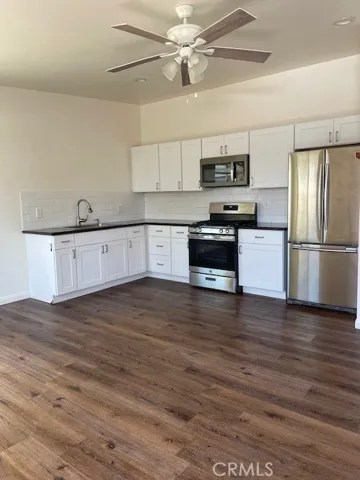 609 Sunset Drive A, Oceanside, California 92058