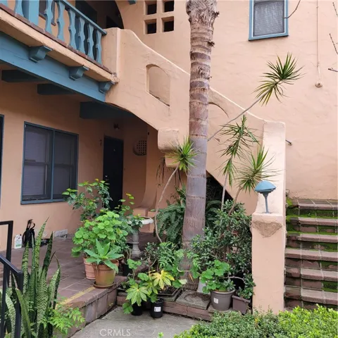 1236 E 1st Street, Long Beach, California 90802