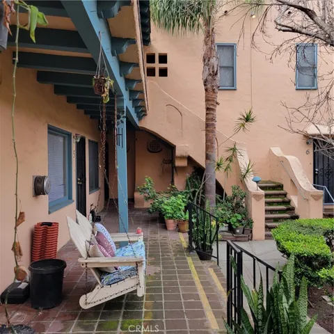 1236 E 1st Street, Long Beach, California 90802