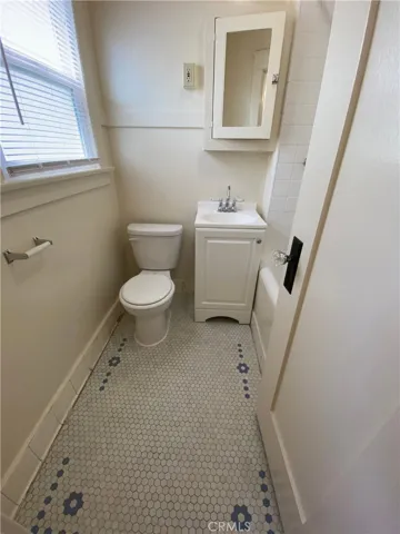 1750 E 3rd Street, Long Beach, California 90802