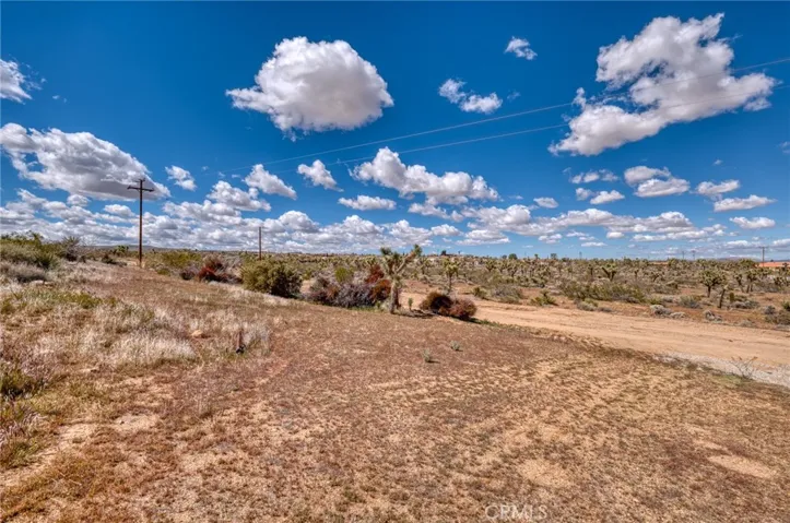 58375 Sierra Vista Drive, Yucca Valley, California 92284