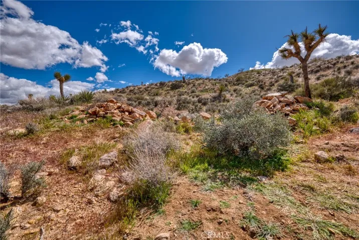 58375 Sierra Vista Drive, Yucca Valley, California 92284