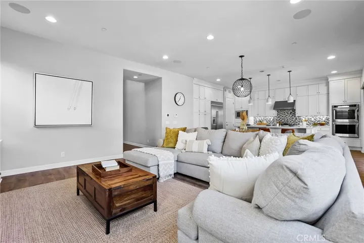 37 Forster, Lake Forest, California 92630