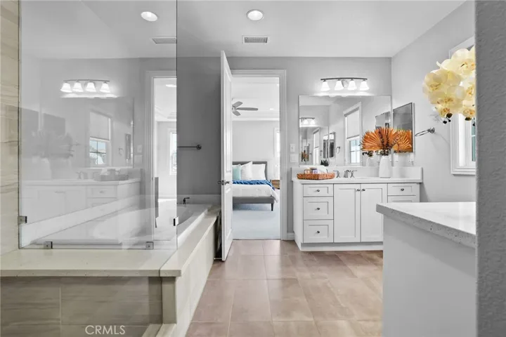 37 Forster, Lake Forest, California 92630