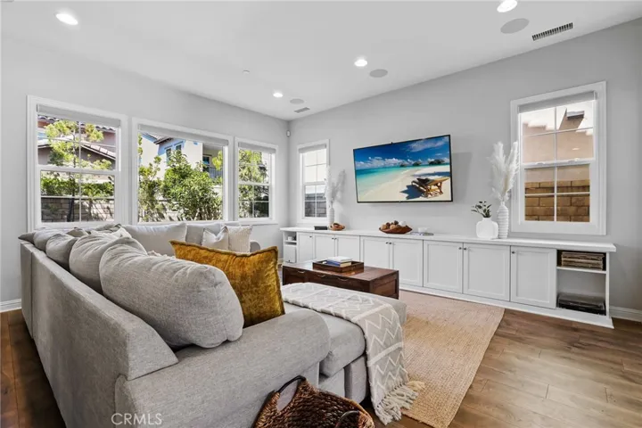 37 Forster, Lake Forest, California 92630
