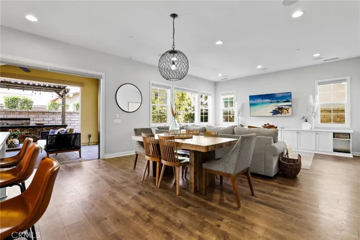 37 Forster, Lake Forest, California 92630
