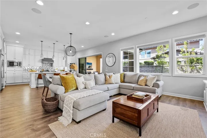 37 Forster, Lake Forest, California 92630