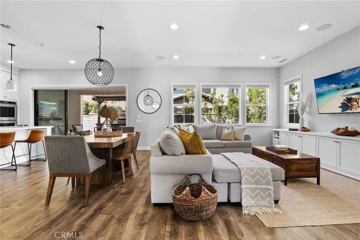 37 Forster, Lake Forest, California 92630