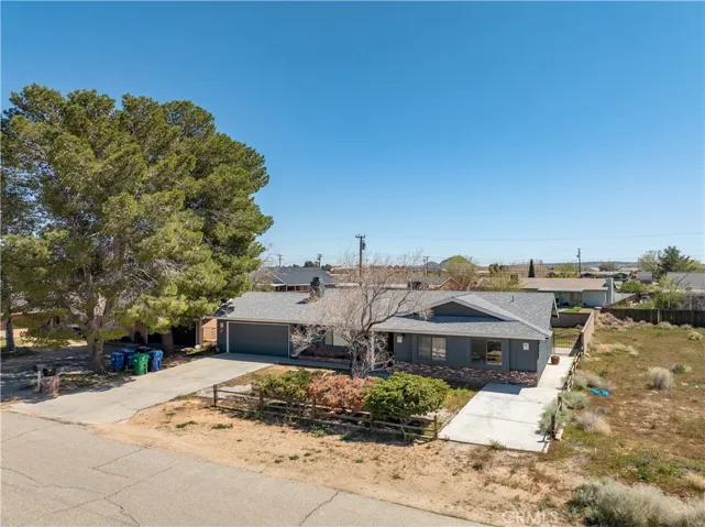9310 Columbine Avenue, California City, California 93505
