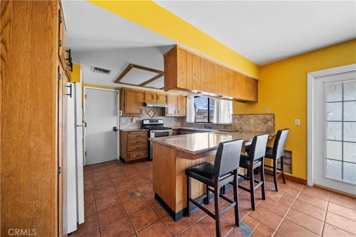 9310 Columbine Avenue, California City, California 93505