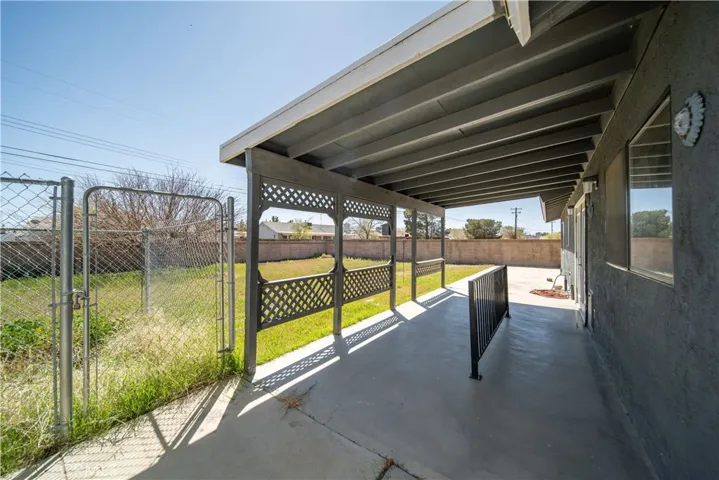 9310 Columbine Avenue, California City, California 93505