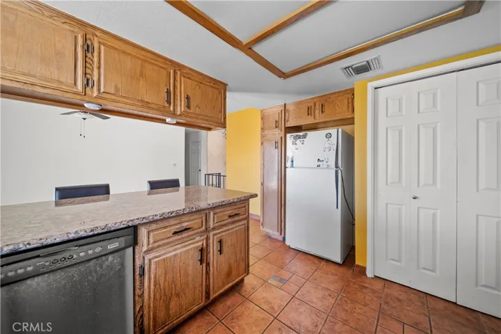9310 Columbine Avenue, California City, California 93505