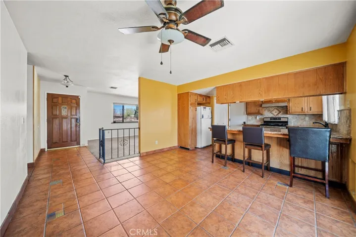 9310 Columbine Avenue, California City, California 93505