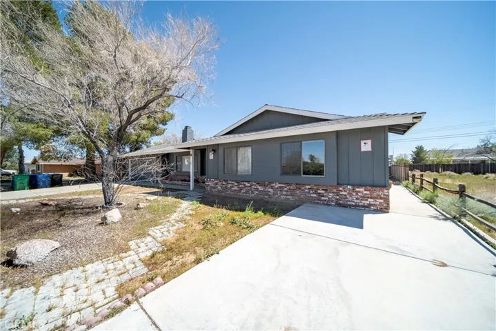 9310 Columbine Avenue, California City, California 93505