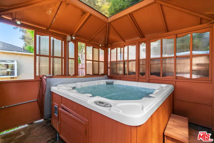 Private Hot Tub