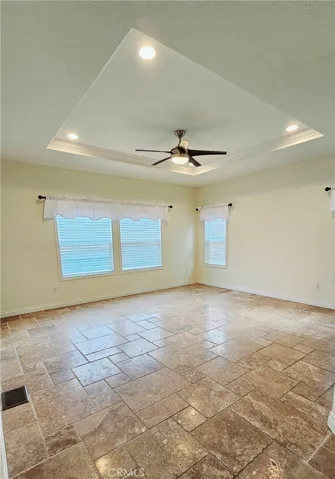 Primary suite, left side