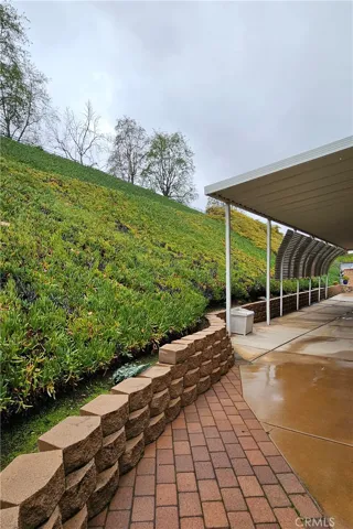 back patio area with pavers