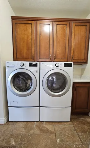 laundry room, LG washer  & dryer stay