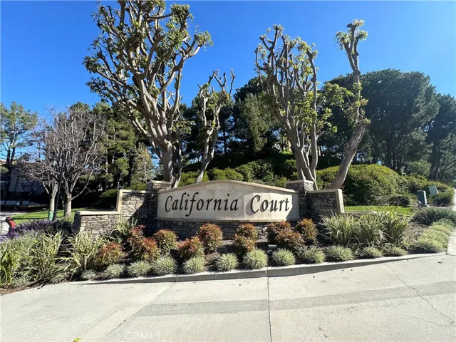 241 California Court, Mission Viejo, California 92692