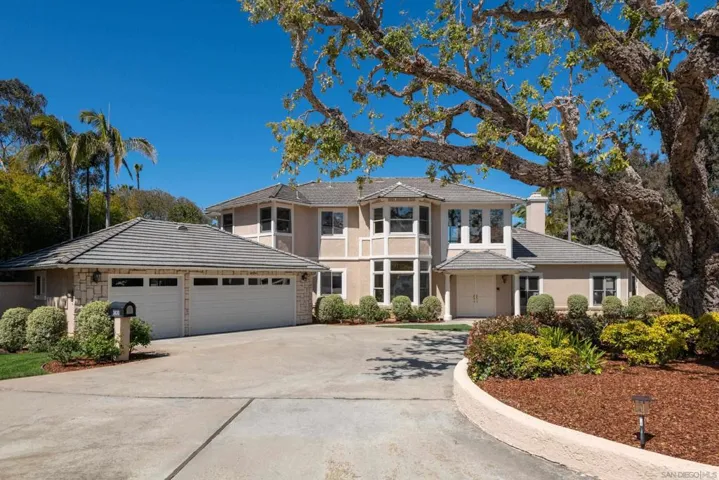 3630 Rosecroft Lane, San Diego, California 92106