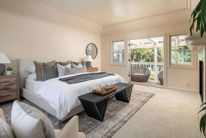 3630 Rosecroft Lane, San Diego, California 92106