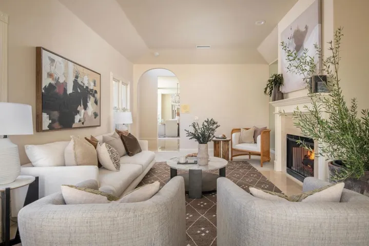 3630 Rosecroft Lane, San Diego, California 92106